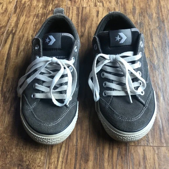 Converse Shoes - Picture 1 of 4